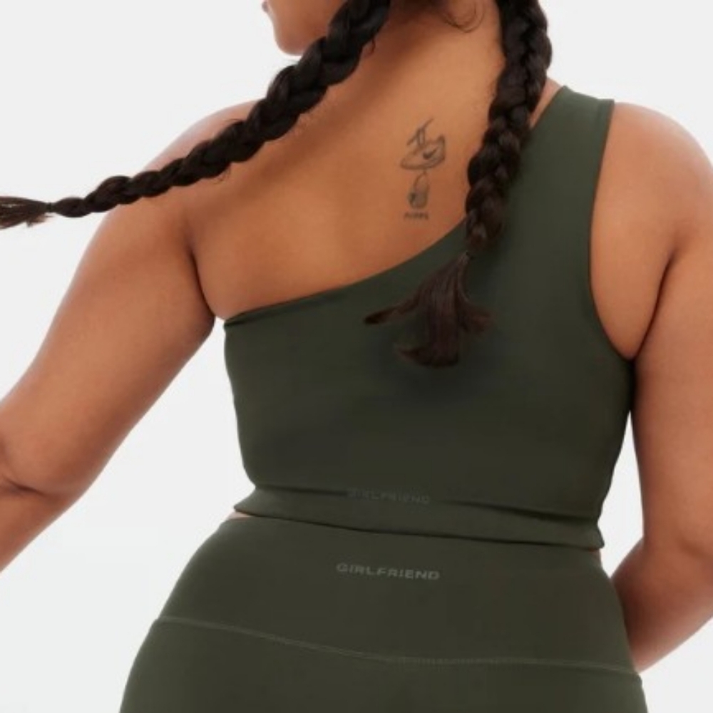 girlfriend collective One-Shoulder Tank Top in Dark Green - Picture 4 of 11